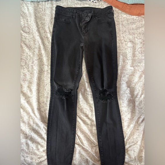 American Eagle Outfitters Denim - American Eagle Outfitters Distressed Black Skinny Jeans/Jeggings